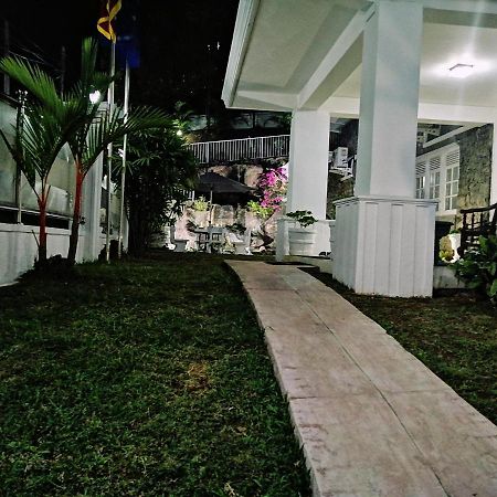 Anna Shanthi Villa Kandy Luaran gambar