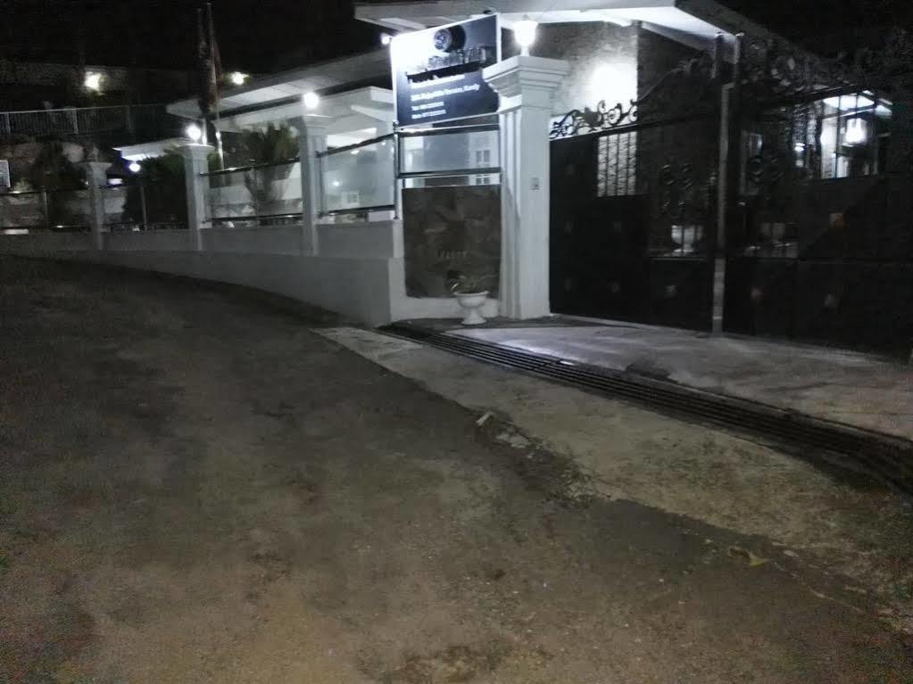 Anna Shanthi Villa Kandy Luaran gambar
