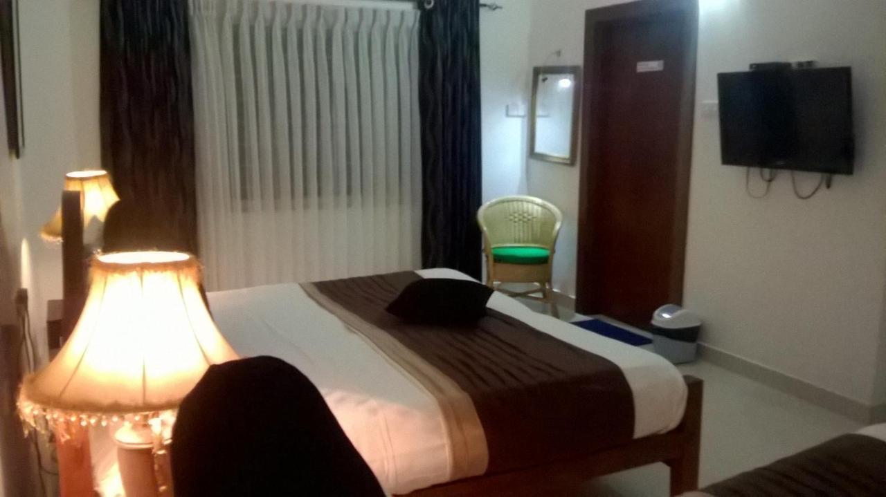 Anna Shanthi Villa Kandy Luaran gambar