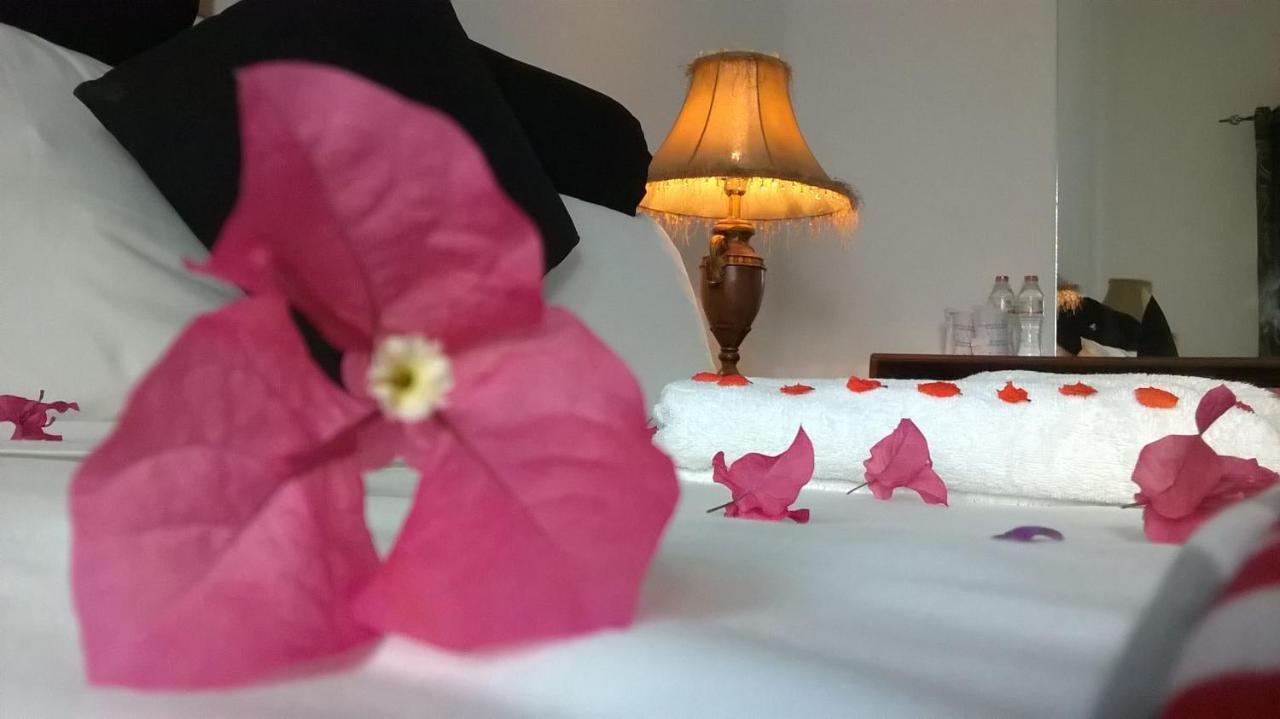 Anna Shanthi Villa Kandy Luaran gambar