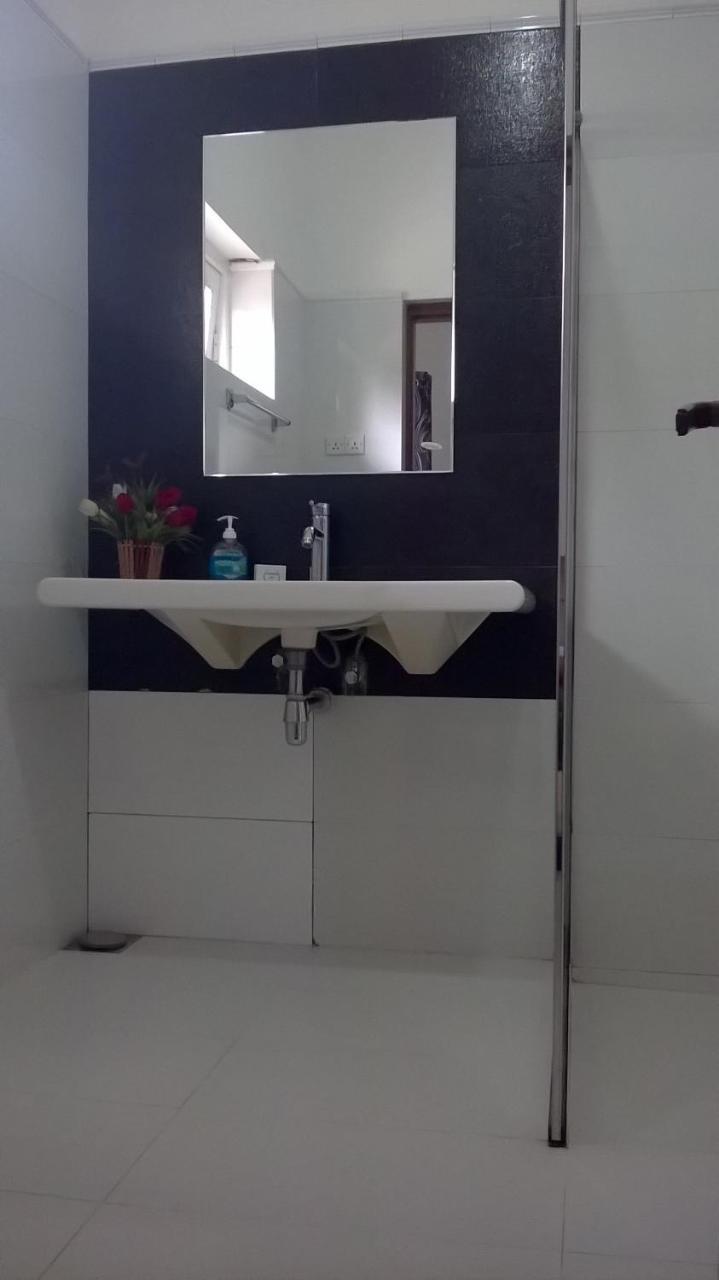 Anna Shanthi Villa Kandy Luaran gambar