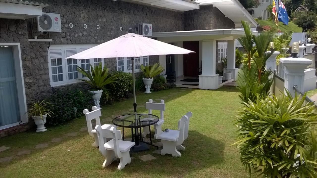 Anna Shanthi Villa Kandy Luaran gambar